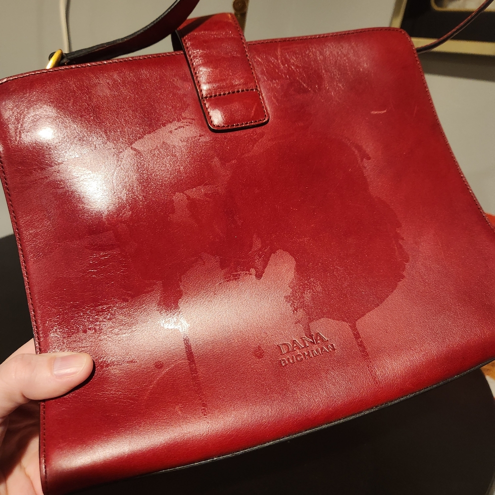 Dana Buchman PROJECT Red Shoulder Bag with Gold Accents - Picture 3 of 6